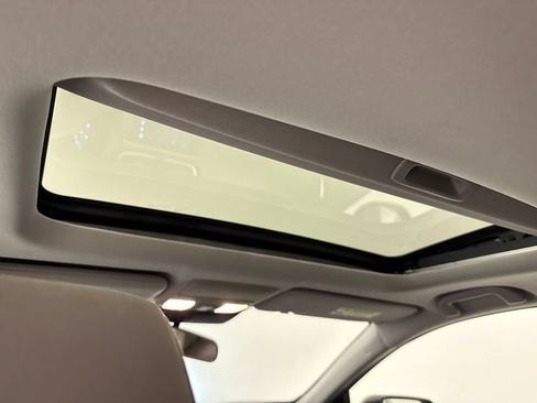 Used 2019 Honda CR-V EX image 12