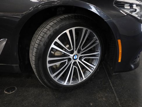 Used 2019 BMW 540i xDrive w/ Convenience Package image 10