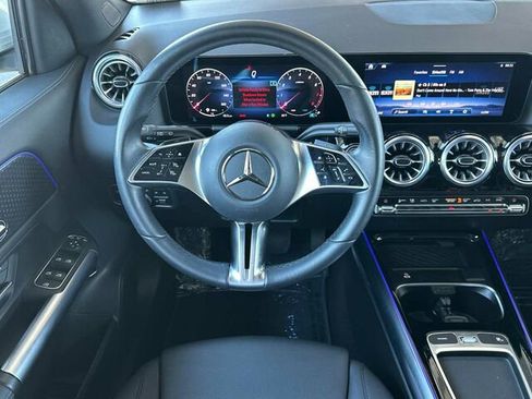 Used 2025 Mercedes-Benz GLA 250 4MATIC image 18