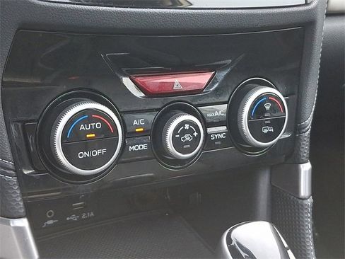 Used 2023 Subaru Forester Limited image 17