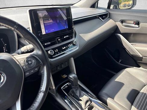Used 2023 Toyota Corolla Cross AWD Hybrid w/ Convenience Package image 16