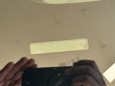 Used 2021 Land Rover Range Rover Sport HSE Dynamic image 32