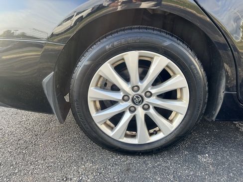 Used 2020 Toyota Camry LE image 31