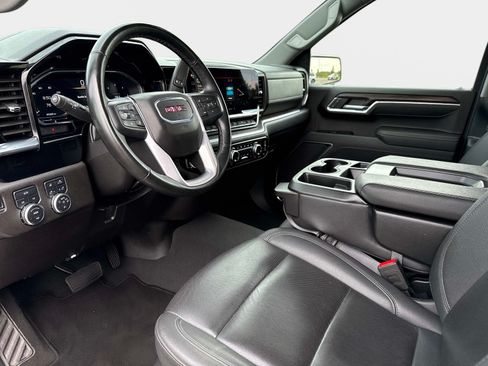 Used 2025 GMC Sierra 1500 SLT AWD/4WD image 33