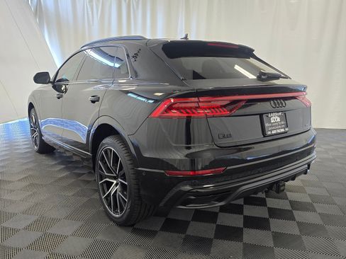 Used 2023 Audi Q8 Premium Plus image 4