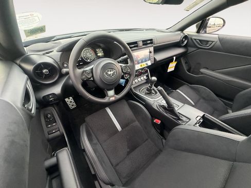 New 2026 Toyota GR86 Premium RWD image 9