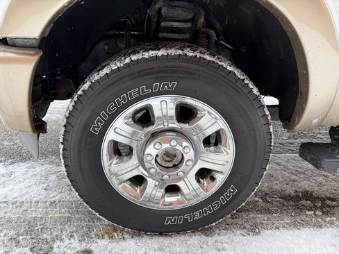 Used 2012 Ford F350 King Ranch w/ King Ranch w/Chrome Pkg image 40