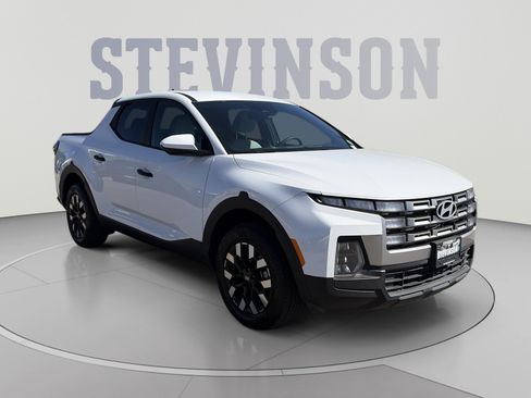 Certified 2025 Hyundai Santa Cruz SE AWD/4WD image 8