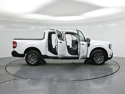 New 2026 Ford Maverick XLT FWD image 3