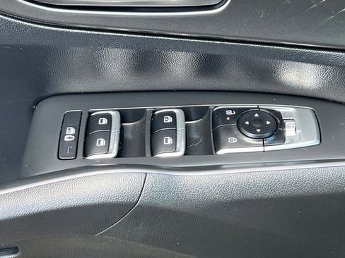 Used 2025 Kia Sorento EX AWD/4WD image 12