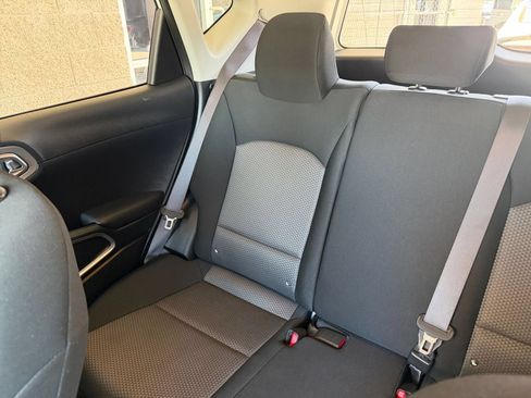 Used 2025 Kia Soul LX w/ LX Technology Package FWD image 37