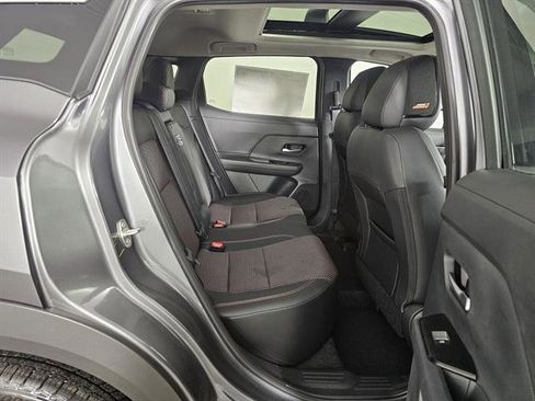 New 2026 Nissan Kicks SR w/ SR Premium Package image 15