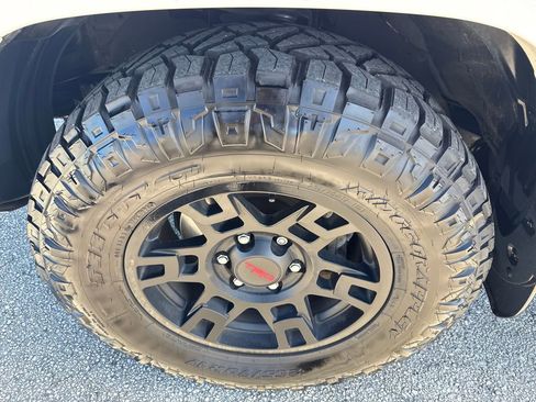 Used 2022 Toyota 4Runner SR5 Premium w/ Moonroof Package image 13