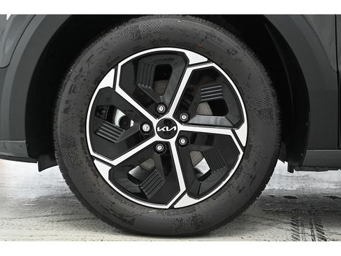 New 2025 Kia Niro EX w/ EX Cold Weather Package image 8