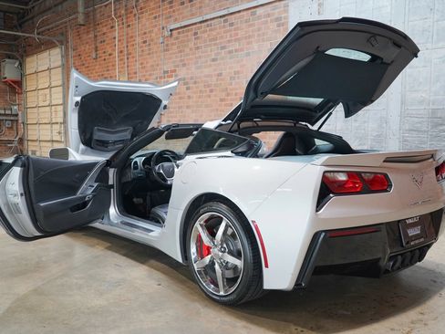 Used 2014 Chevrolet Corvette Stingray Coupe w/ 3LT Preferred Equipment Group RWD image 27
