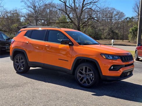 New 2026 Jeep Compass Latitude AWD/4WD image 9