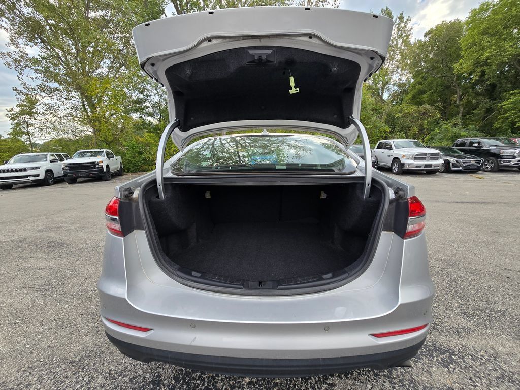 Used 2019 Ford Fusion SE w/ Equipment Group 151A FWD image 25