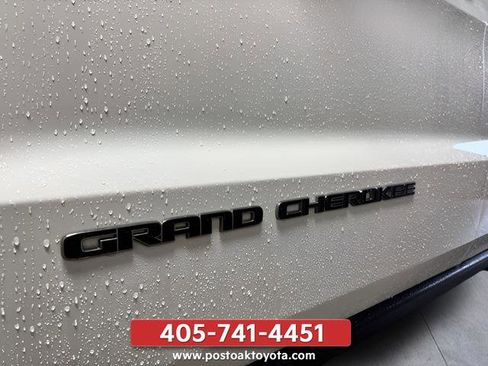 Used 2020 Jeep Grand Cherokee Limited w/ Luxury Group II RWD image 36
