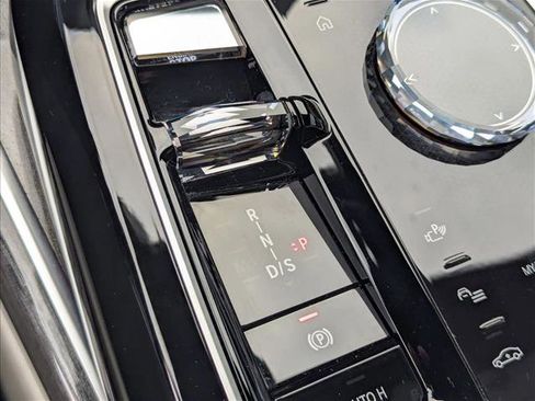 Certified 2024 BMW 760i xDrive 760i xDrive w/ Premium Package 2 image 12