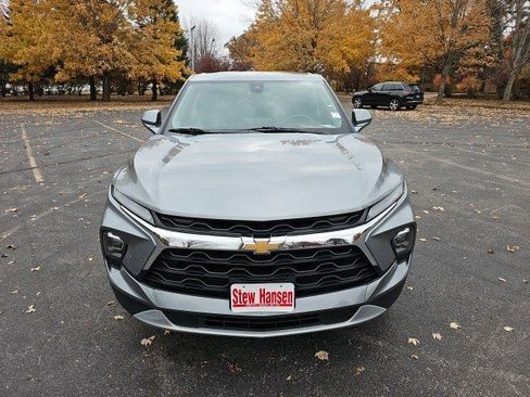 Used 2023 Chevrolet Blazer LT image 9