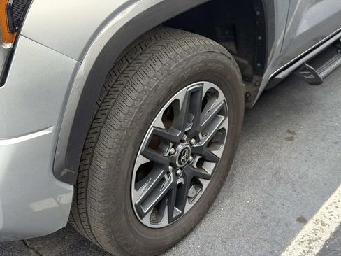 Used 2024 Toyota Tundra Limited w/ Power Package image 8