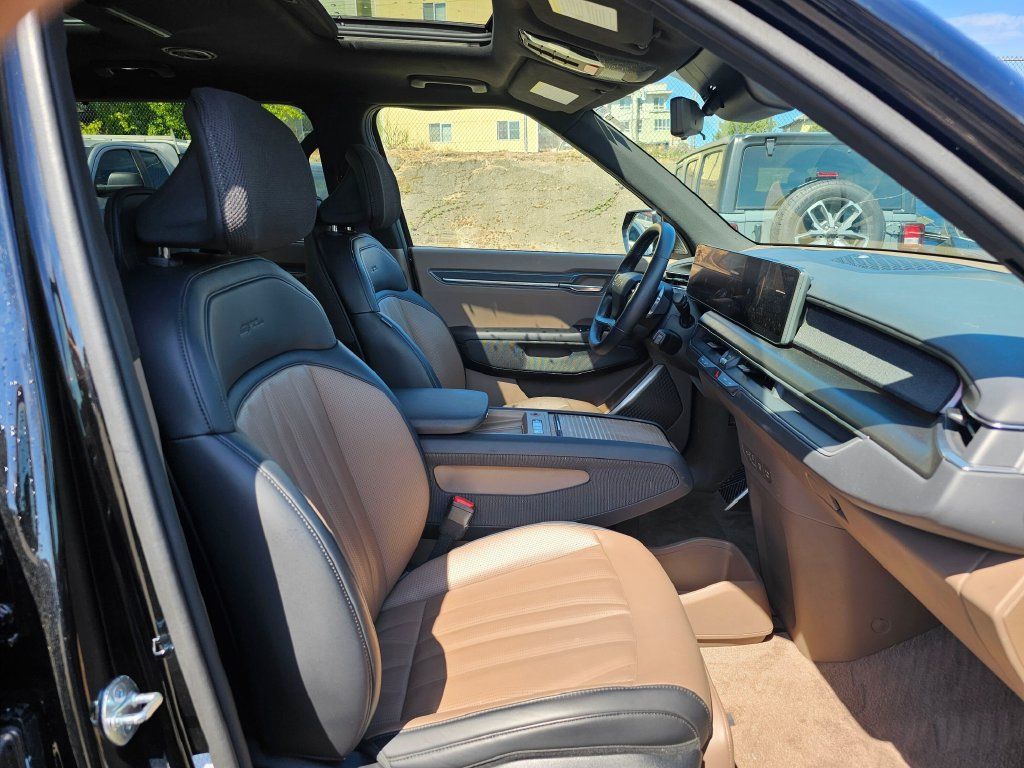 Used 2024 Kia EV9 GT-Line AWD/4WD image 10