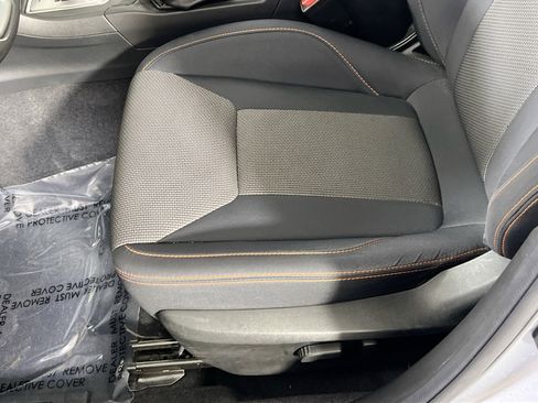 Used 2023 Subaru Crosstrek 2.0i Premium image 18