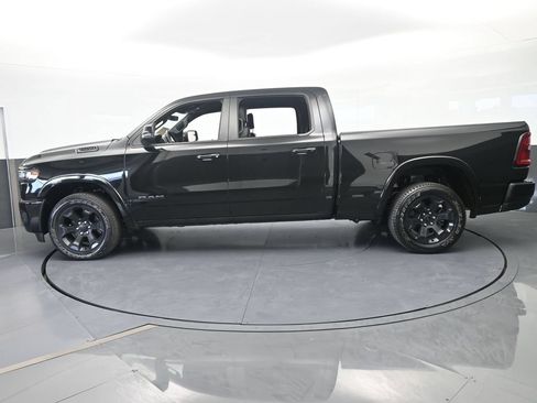Used 2025 RAM 1500 Big Horn AWD/4WD image 3
