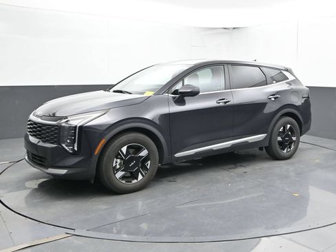 Used 2026 Kia Sportage LX FWD image 8