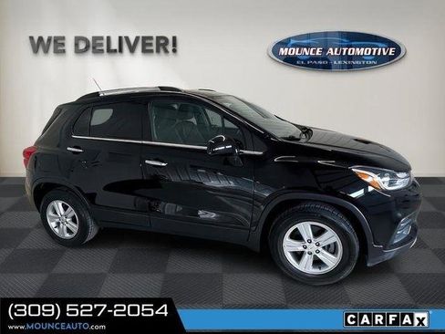 Used 2020 Chevrolet Trax LT w/ LT Convenience Package image 4