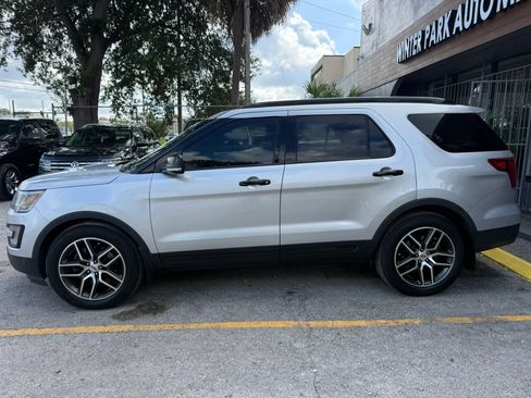 Used 2016 Ford Explorer Sport w/ Equipment Group 401A AWD/4WD image 4