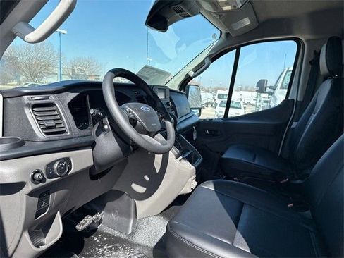 New 2025 Ford Transit 250 Low Roof RWD image 14