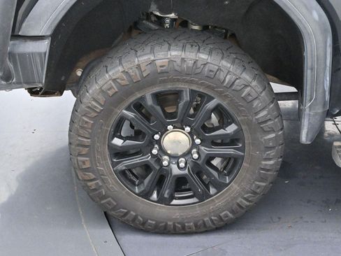 Used 2021 GMC Sierra 3500 Denali w/ Denali Black Diamond Edition AWD/4WD image 36