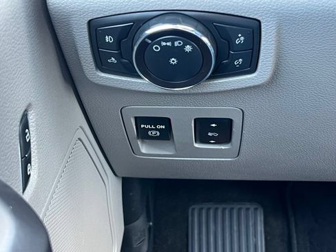 Used 2019 Ford F150 XLT w/ Equipment Group 302A Luxury RWD image 30