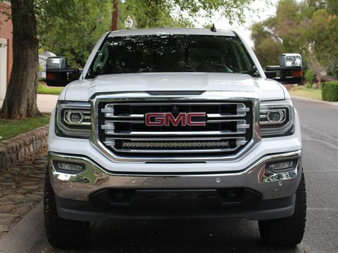 Used 2017 GMC Sierra 1500 SLT image 4