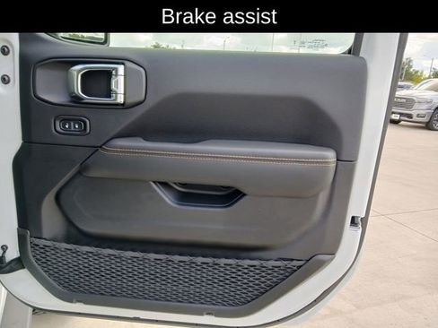 New 2025 Jeep Wrangler Unlimited Rubicon 392 image 16