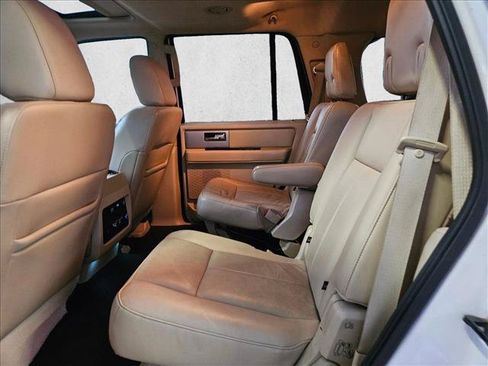 Used 2016 Ford Expedition Limited w/ Equipment Group 301A RWD image 15