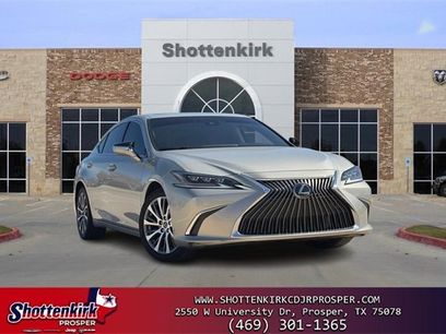 Used 2019 Lexus ES 350 F Sport w/ Accessory Package 2