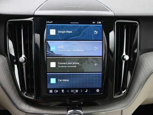 Used 2023 Volvo XC60 B5 Plus w/ Climate Package image 13