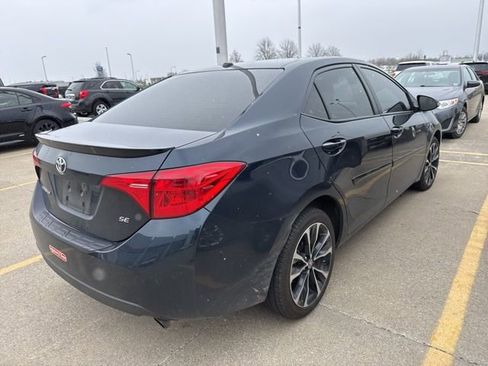 Used 2019 Toyota Corolla SE w/ SE Premium Package image 6