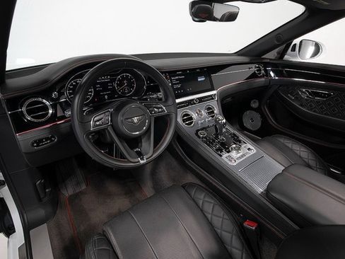 Used 2020 Bentley Continental GT image 5