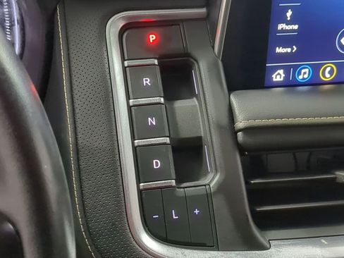 Used 2021 GMC Yukon XL SLT image 48