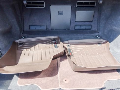 Used 2013 Audi S8 w/ Full Leather Pkg image 30