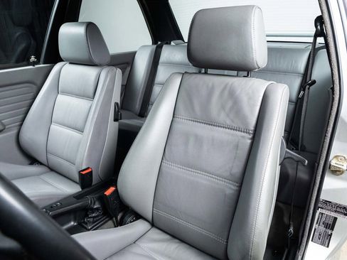 Used 1990 BMW M3 Coupe image 52