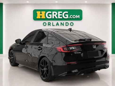 Used 2025 Honda Civic Sport image 6
