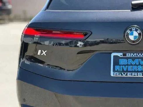 New 2026 BMW iX xDrive45 AWD/4WD image 15