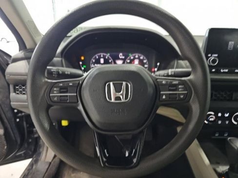 Certified 2023 Honda Accord EX image 11