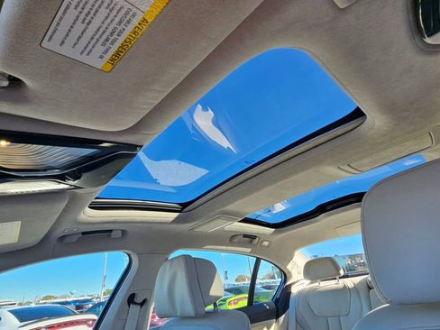 Used 2018 BMW 750i w/ Interior Design Package image 26