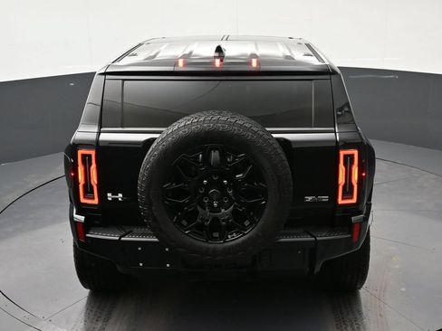 Used 2025 GMC Hummer EV 2X AWD/4WD image 18