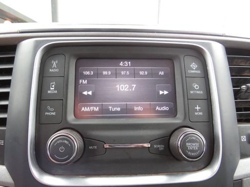 Used 2021 RAM 1500 Tradesman w/ Chrome Appearance Group AWD/4WD image 17